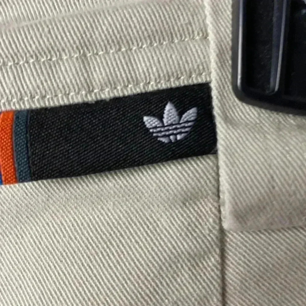 ADIDAS MENS‎ SIZE 34 KHAKI TAN SHORTS GOOD CLEAN CONDITION - Picture 6 of 13